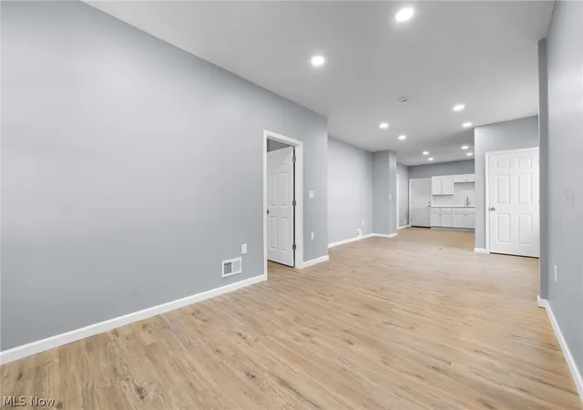 4th image of 3929 Riverside Ave, Cleveland, OH 44109 | MLS# 5229100