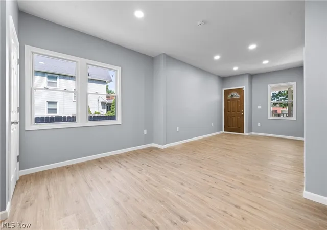 5th image of 3929 Riverside Ave, Cleveland, OH 44109 | MLS# 5229100