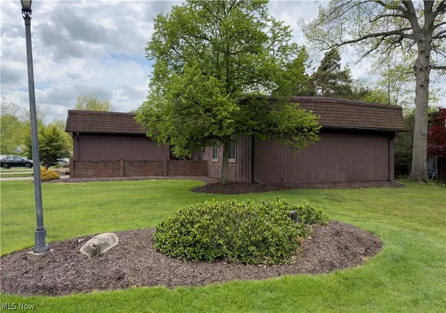 4th image of 19224 Idlewood Trl, Strongsville, OH 44149 | MLS# 5229187