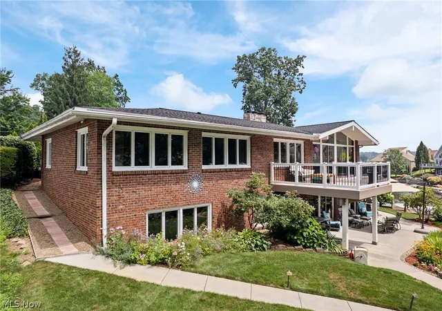 4th image of 114 Lake Front Dr, Green, OH 44319 | MLS# 5226580