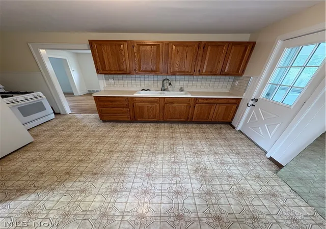 Photo 2 of Single family home for sale at 4904 E 109th Street, Cleveland, OH 44125 | MLS# 5227124 | Listing updated on 2026-08-26