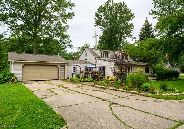 Homes for sale in Avon Lake, OH | 33191 Electric Blvd, Avon Lake, OH 44012 | MLS# 5227830