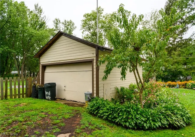 Homes for sale in Avon Lake, OH | 33191 Electric Blvd, Avon Lake, OH 44012 | MLS# 5227830