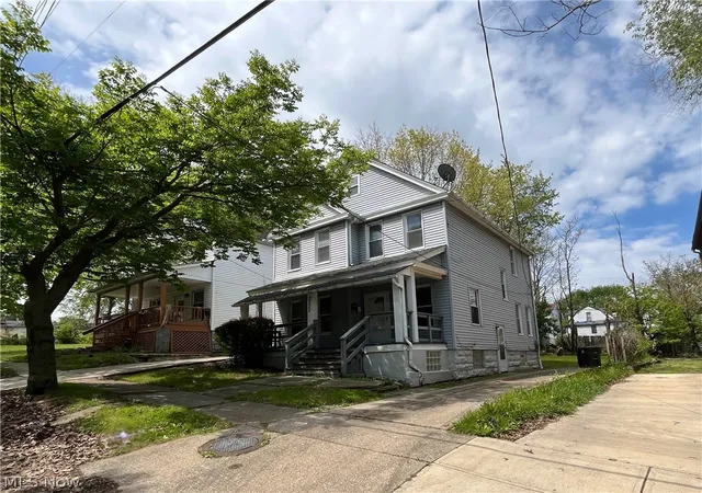 Photo 3 of Single family home for sale at 3222 W 94th Street, Cleveland, OH 44102 | MLS# 5229235 | Listing updated on 2026-08-06