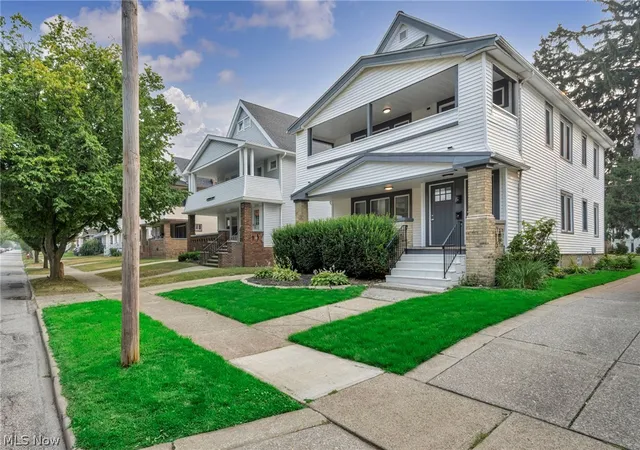 Photo 3 of Multi family home for sale at 2124 Wascana Ave, Lakewood, OH 44107 | MLS# 5228621 | Listing updated on 2026-07-20