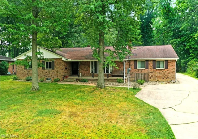 1st image of 750 Blueberry Hill Dr, Canfield, OH 44406 | MLS# 5227826