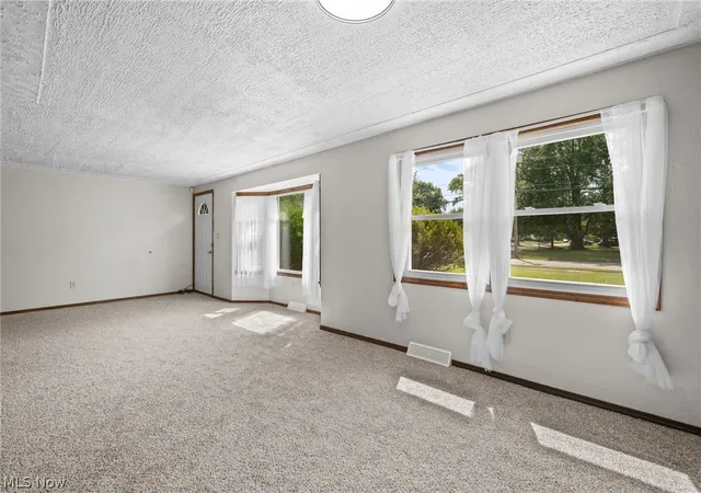 Homes for sale in Sheffield Lake, OH | 644 Irving Park Blvd, Sheffield Lake, OH 44054 | MLS# 5228955