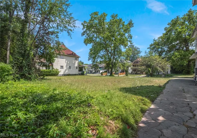 Photo 4 of House for sale at 9301 Pierpont Ave, Cleveland, OH 44108 | MLS# 5229252 | Listing updated on 2026-10-05