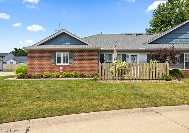 Homes for sale in Elyria, OH | 519 Heather Woods Dr, Elyria, OH 44035 | MLS# 5228354