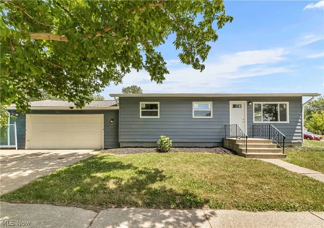 Homes for sale in Lorain, OH | 2703 Crehore St, Lorain, OH 44052 | MLS# 5219827