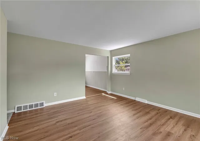 Homes for sale in Lorain, OH | 2703 Crehore St, Lorain, OH 44052 | MLS# 5219827