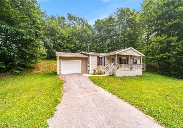 Photo 2 of Sale Pending at 3306 Sycamore Dr, New Waterford, OH 44445 | MLS# 5228353 | Listing updated on 2026-08-26
