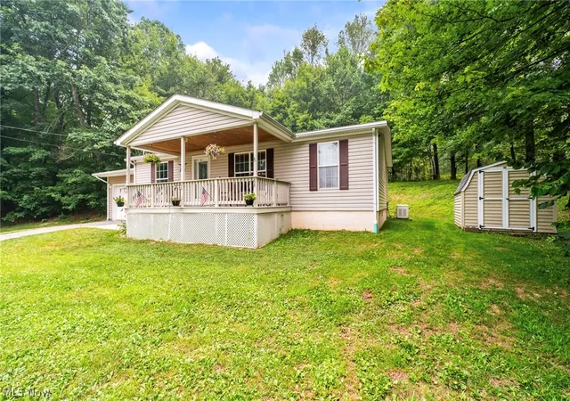Photo 3 of Sale Pending at 3306 Sycamore Dr, New Waterford, OH 44445 | MLS# 5228353 | Listing updated on 2026-08-26