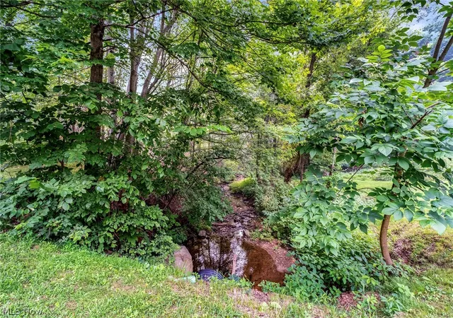 Photo 5 of Sale Pending at 3306 Sycamore Dr, New Waterford, OH 44445 | MLS# 5228353 | Listing updated on 2026-08-26