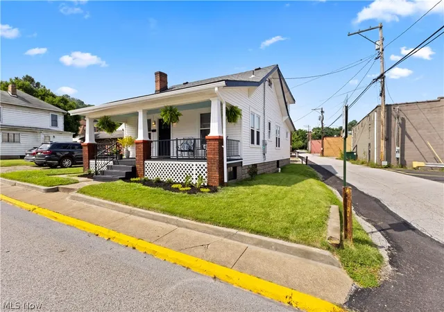 2nd image of 110 Mildren Ave, Weirton, WV 26062 | MLS# 5229169