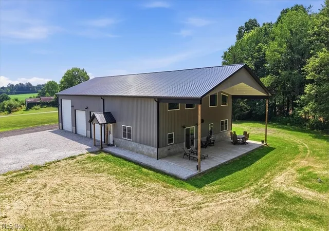 Photo 3 of Single family home for sale at 3382 County Rd 739, Loudonville, OH 44842 | MLS# 5229330 | Listing updated on 2026-07-23