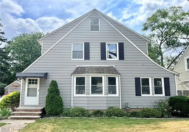 Photo 1 of Sale Pending at 209 Gibson St, Berea, OH 44017 | MLS# 5229324 | Listing updated on 2026-08-31