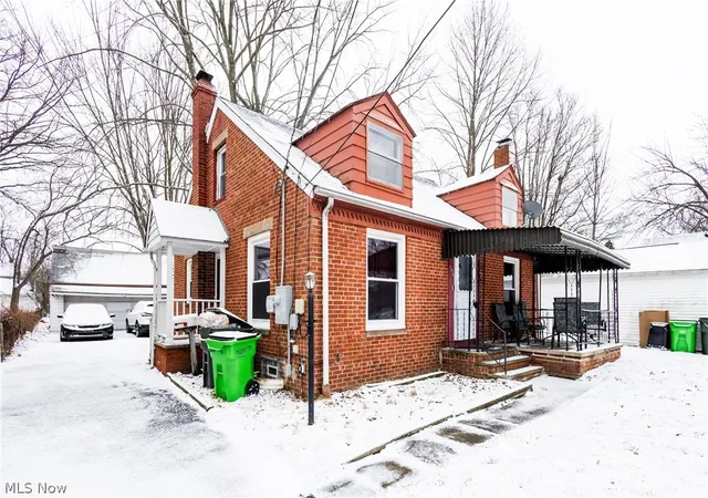 2nd image of 355 E 257th St, Euclid, OH 44132 | MLS# 5229383