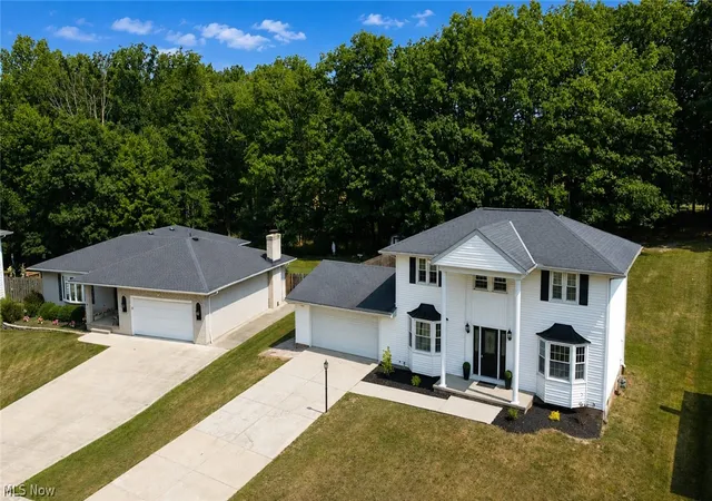Homes for sale in Parma, OH | 5216 Sassafras Dr, Parma, OH 44129 | MLS# 5228995