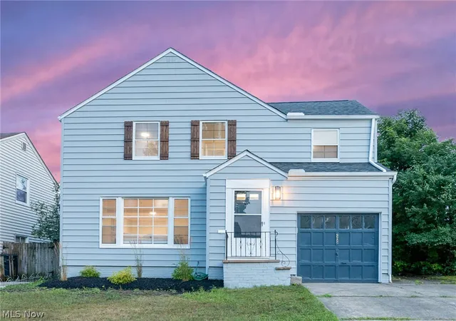 Homes for sale in Beachwood, OH | 23100 E Groveland Rd, Beachwood, OH 44122 | MLS# 5228233