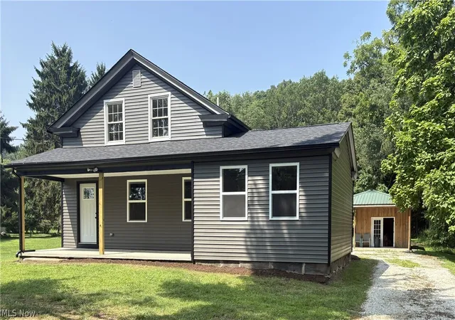 Homes for sale in Malvern, OH | 8227 Blade Rd Nw, Malvern, OH 44644 | MLS# 5229253