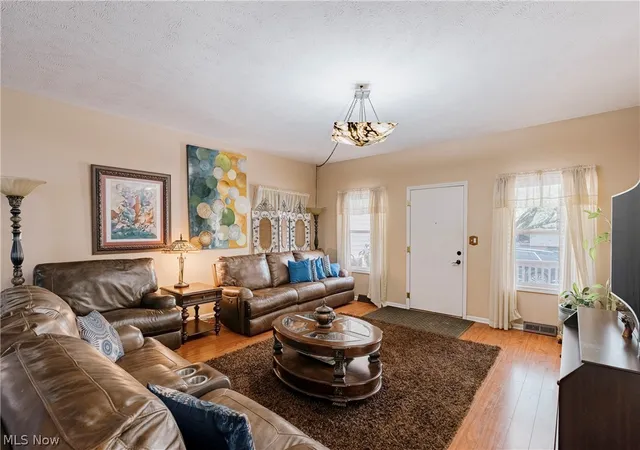 Photo 4 of Sale Pending at 6306 Meadowbrook Rd, Cleveland, OH 44125 | MLS# 5225370 | Listing updated on 2026-08-26