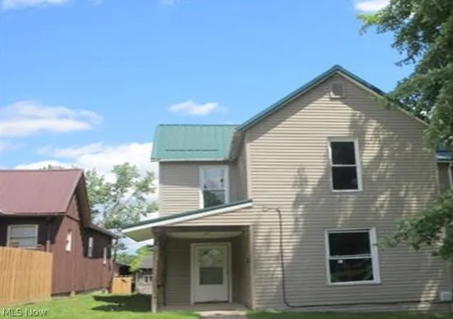 Photo 1 of Single family home for sale at 268 S Wisconsin Ave, Wellston, OH 45692 | MLS# 5229242 | Listing updated on 2026-07-21