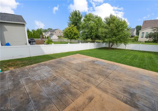 Photo 5 of Sale Pending at 3109 Woodland Trl, Avon, OH 44011 | MLS# 5228986 | Listing updated on 2026-08-04