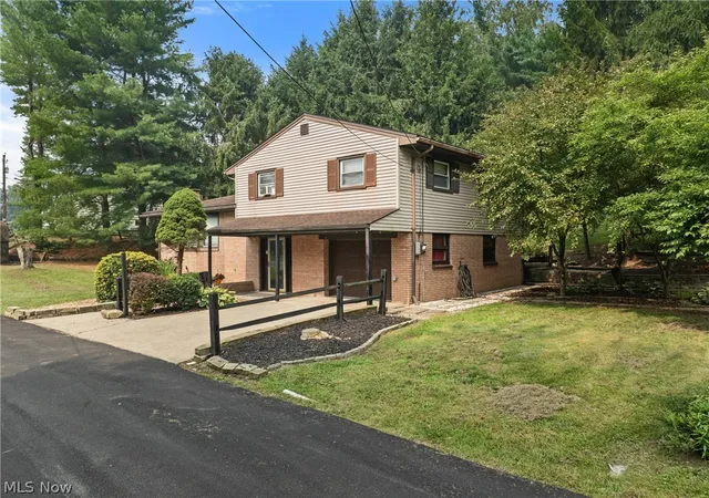 3rd image of 593 Salva Ave, Shadyside, OH 43947 | MLS# 5229306