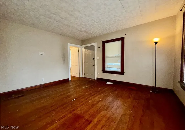 Photo 3 of Single family home for sale at 1104 Yukon Ave, Akron, OH 44320 | MLS# 5229594 | Listing updated on 2026-07-21