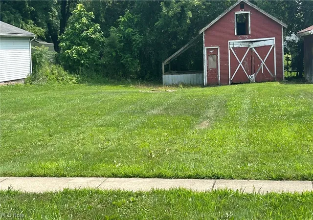 2nd image of 179 Market St, Cortland, OH 44410 | MLS# 5229569