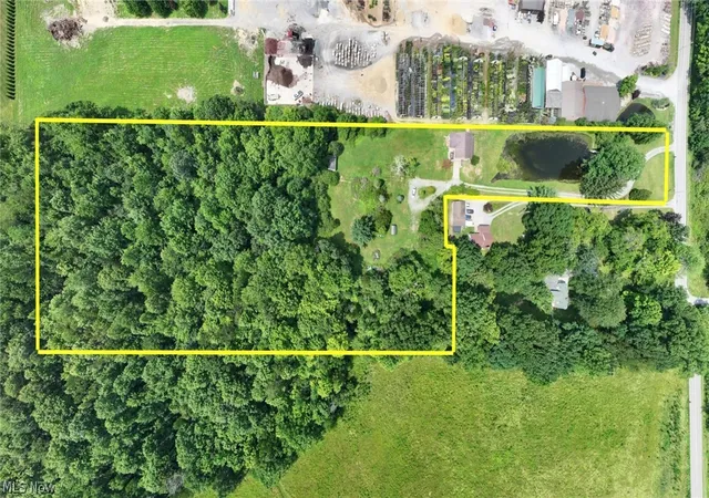 1st image of 2451 E Western Reserve Rd, Poland, OH 44514 | MLS# 5229611
