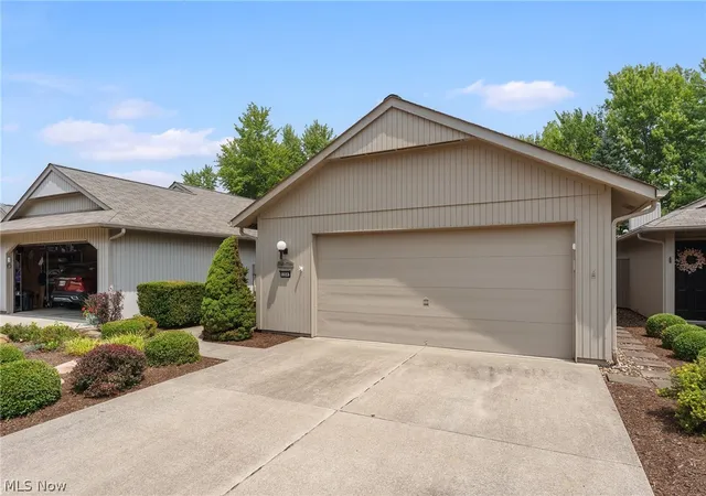 3rd image of 12647 Ionia Ct, Strongsville, OH 44149 | MLS# 5229044