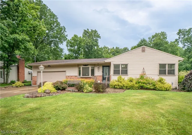 1st image of 6149 Elk Rd, Canfield, OH 44406 | MLS# 5228639