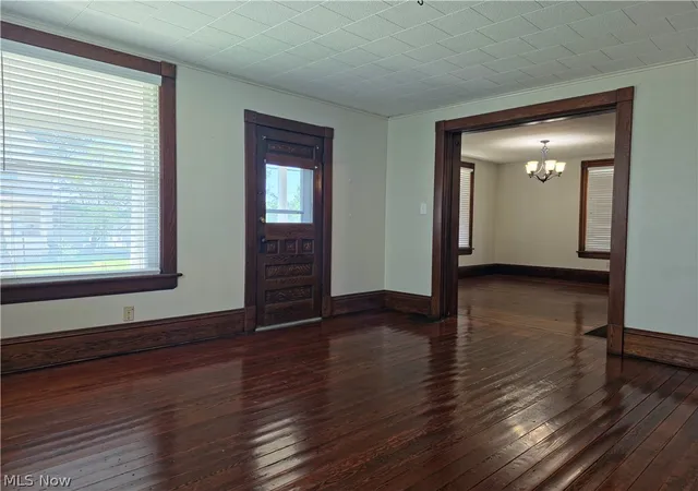 Homes for sale in East Palestine, OH | 266 W Martin St, East Palestine, OH 44413 | MLS# 5229318