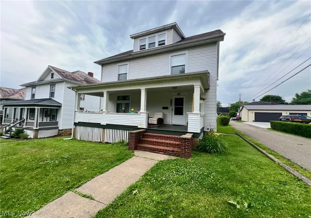 Photo 1 of Single family home for sale at 158 Montgomery Blvd, New Concord, OH 43762 | MLS# 5229297 | Listing updated on 2026-10-02