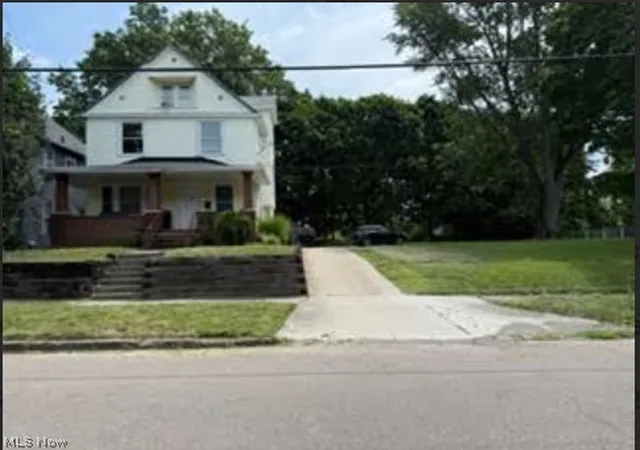1st image of 651 Kling St, Akron, OH 44311 | MLS# 5229585