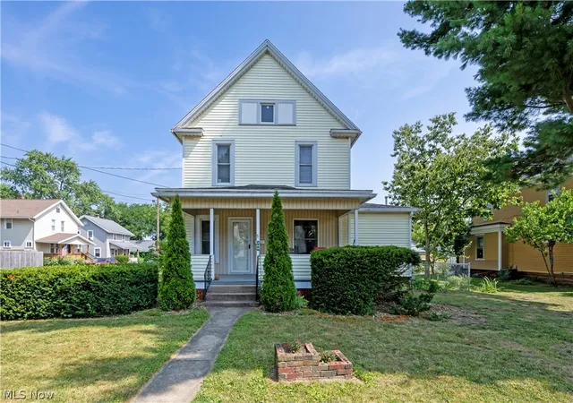 1st image of 308 W Liberty St, Ashland, OH 44805 | MLS# 5227260