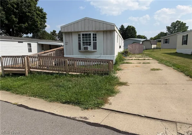1st image of 129 Harold Dr, Ashland, OH 44805 | MLS# 5229693
