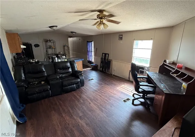 4th image of 129 Harold Dr, Ashland, OH 44805 | MLS# 5229693
