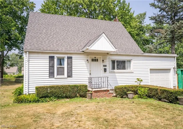 1st image of 8270 Westmoor Rd, Mentor, OH 44060 | MLS# 5225932