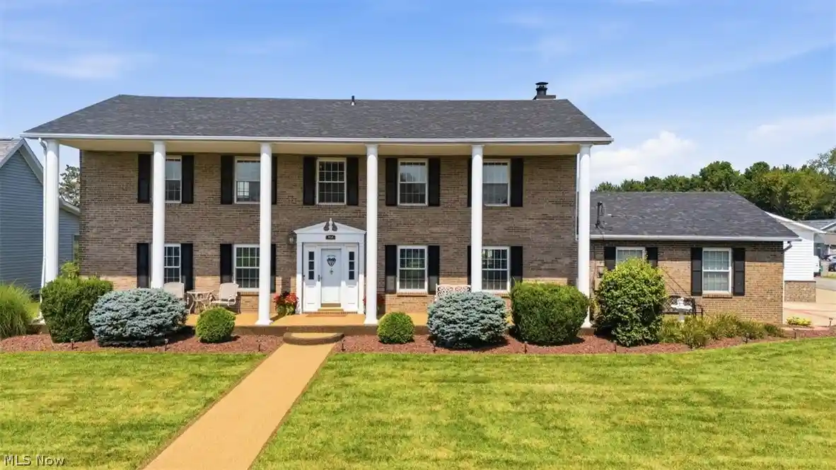 Photo 1 of Single family home for sale at 218 Dublin Dr, Mineral Wells, WV 26150 | MLS# 5229404 | Listing updated on 2026-10-23