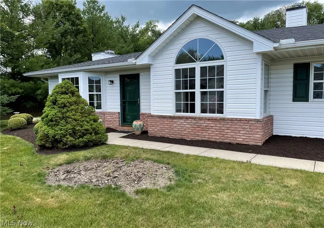 Photo 3 of Sale Pending at 18511 Woodhaven Dr, Strongsville, OH 44149 | MLS# 5219263 | Listing updated on 2026-08-12