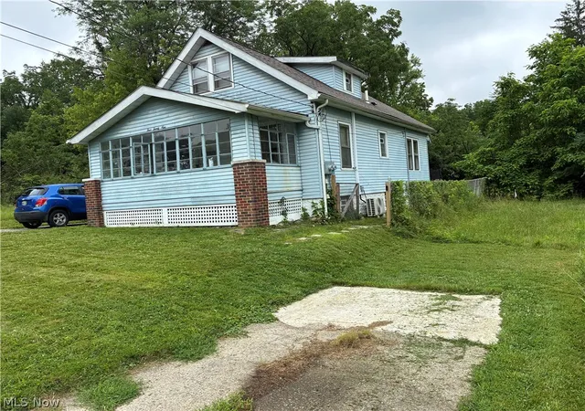 2nd image of 429 W Glenaven Ave, Youngstown, OH 44511 | MLS# 5229721