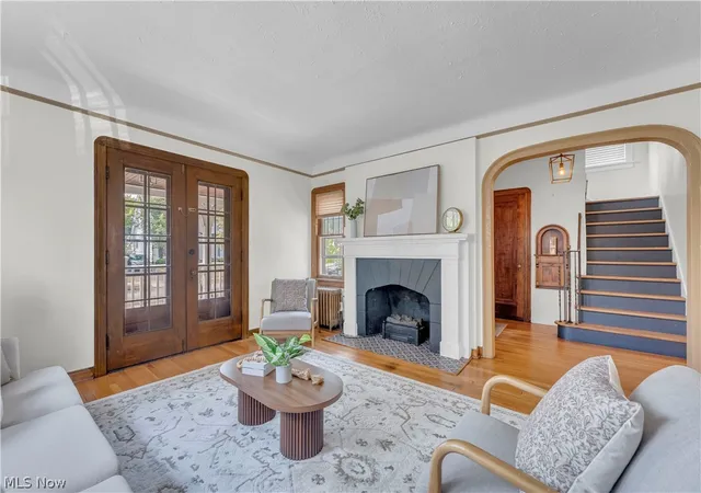 Photo 2 of Sale Pending at 3581 Tullamore Rd, Cleveland Heights, OH 44118 | MLS# 5229375 | Listing updated on 2026-08-02