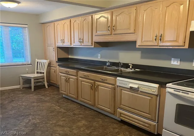 4th image of 20850-20854 Lake Shore Blvd, Euclid, OH 44123 | MLS# 5228895
