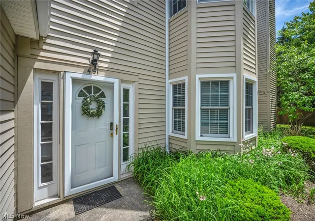 2nd image of 491 Eagle Trace #491, Cleveland, OH 44124 | MLS# 5229384