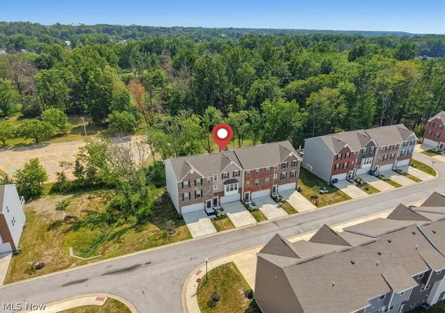 2nd image of 34600 Ethan Wy, Willoughby, OH 44094 | MLS# 5224312