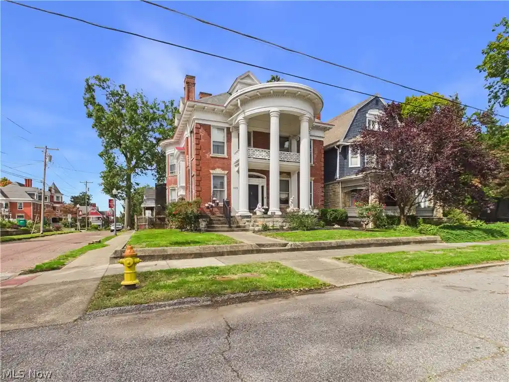 Photo 1 of Single family home for sale at 1103 Juliana St, Parkersburg, WV 26101 | MLS# 5229300 | Listing updated on 2026-10-13
