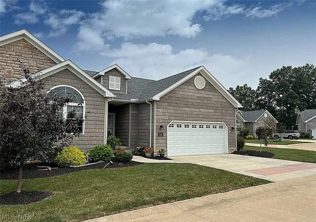 Photo 2 of Condo for sale at 203 Leeward, Vermilion, OH 44089 | MLS# 5228684 | Listing updated on 2026-08-24